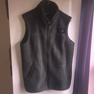 Green North Face Sherpa Vest